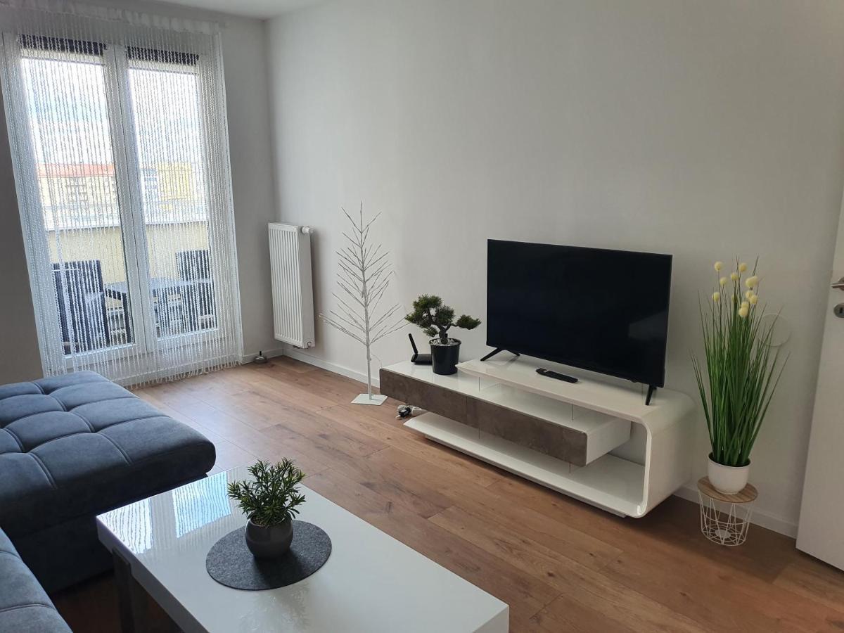Smarte Dachgeschosswohnung Mit 2 Terrassen Direkt Am Hauptbahnhof Vienna