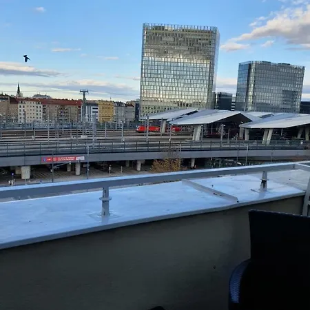 Smarte Dachgeschosswohnung Mit 2 Terrassen Direkt Am Hauptbahnhof Vienna Exterior photo