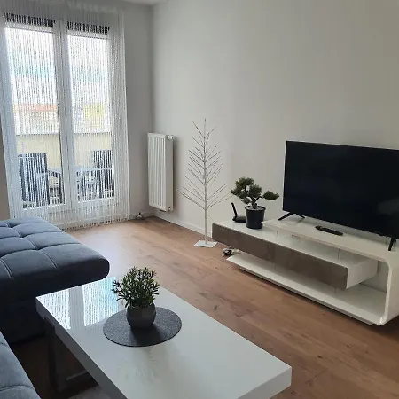Smarte Dachgeschosswohnung Mit 2 Terrassen Direkt Am Hauptbahnhof Vienna Exterior photo